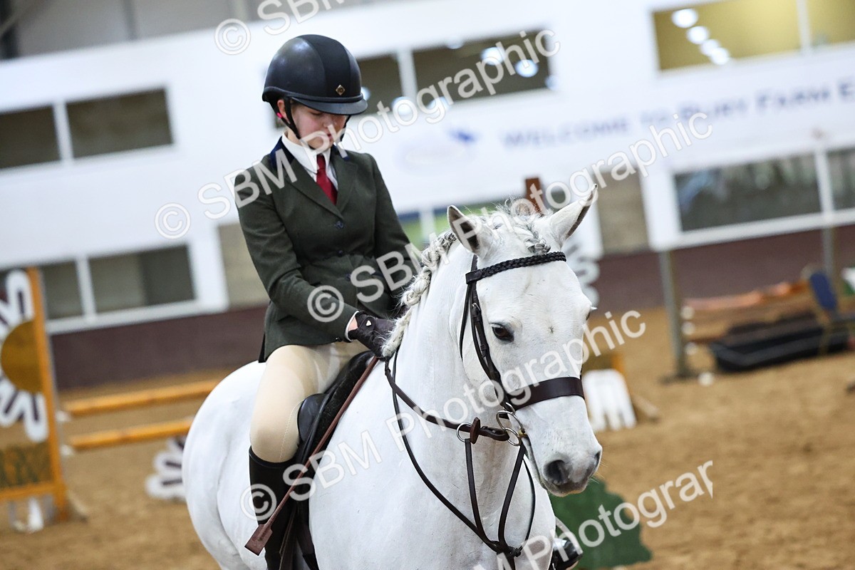 SBM_003561 - Class 37 - 80cm Training Stakes