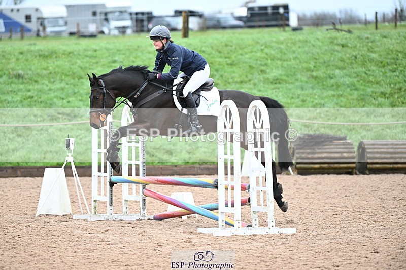 231203A-101157-00375 - Cls 14+15 Club and Schools 70cm