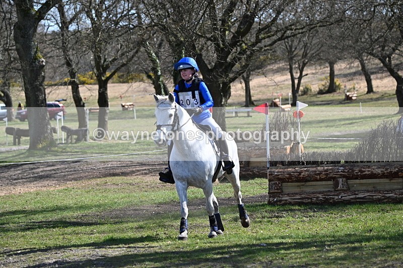 WJ6_2647 - Time 11:00 to 11:24