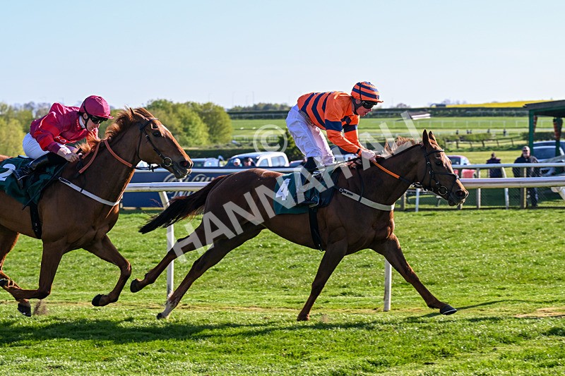 220426-Race 7-Free Pic-0979 - Race 7