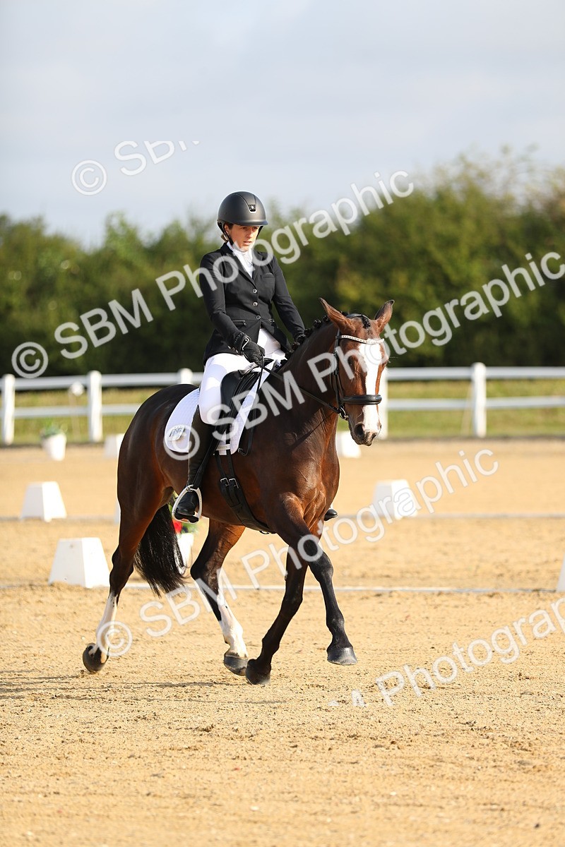 SBM_015015 - Class 13 - Novice 23 - 8,30-9.33