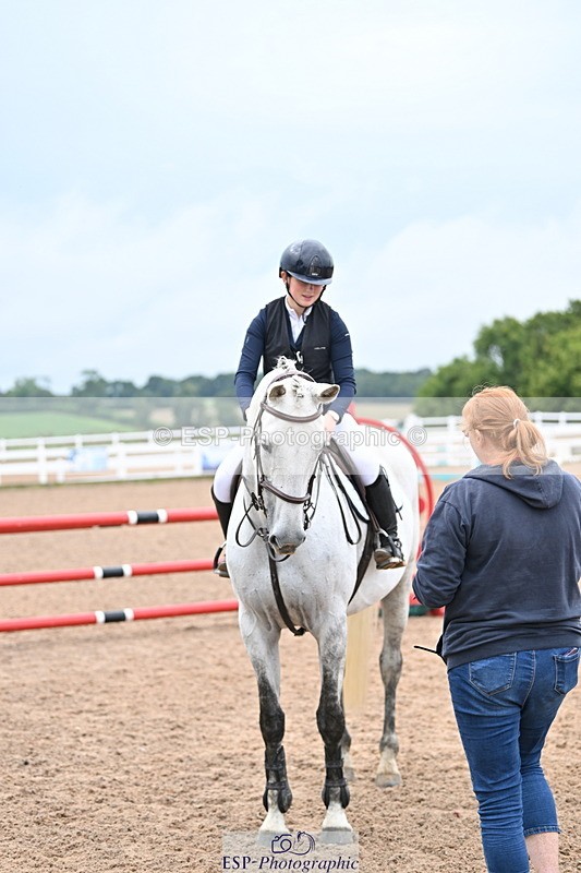 240907A-120718-01353 - Cls 8 1.05m Amateur Qualifier