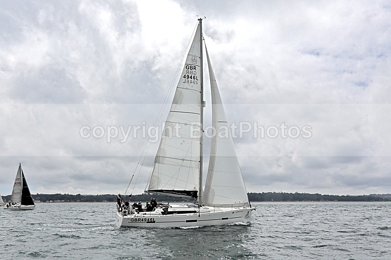 210703 OARSOME DREAM GBR4946L 1Y3A1851 - ROUND THE ISLAND RACE 2021