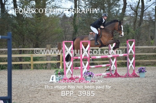 BPP_3985 - CLASS 4 Senior Newcomers/ 1.10m Open