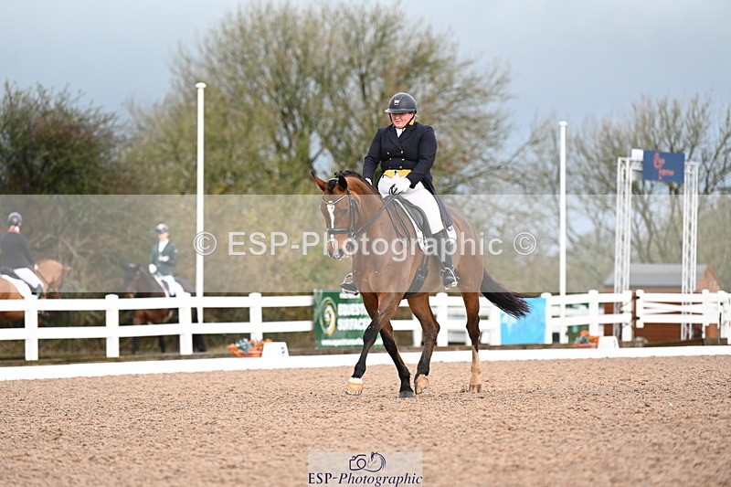 240218A-093801-05162 - 201-Emily.farleigh-Wake.up