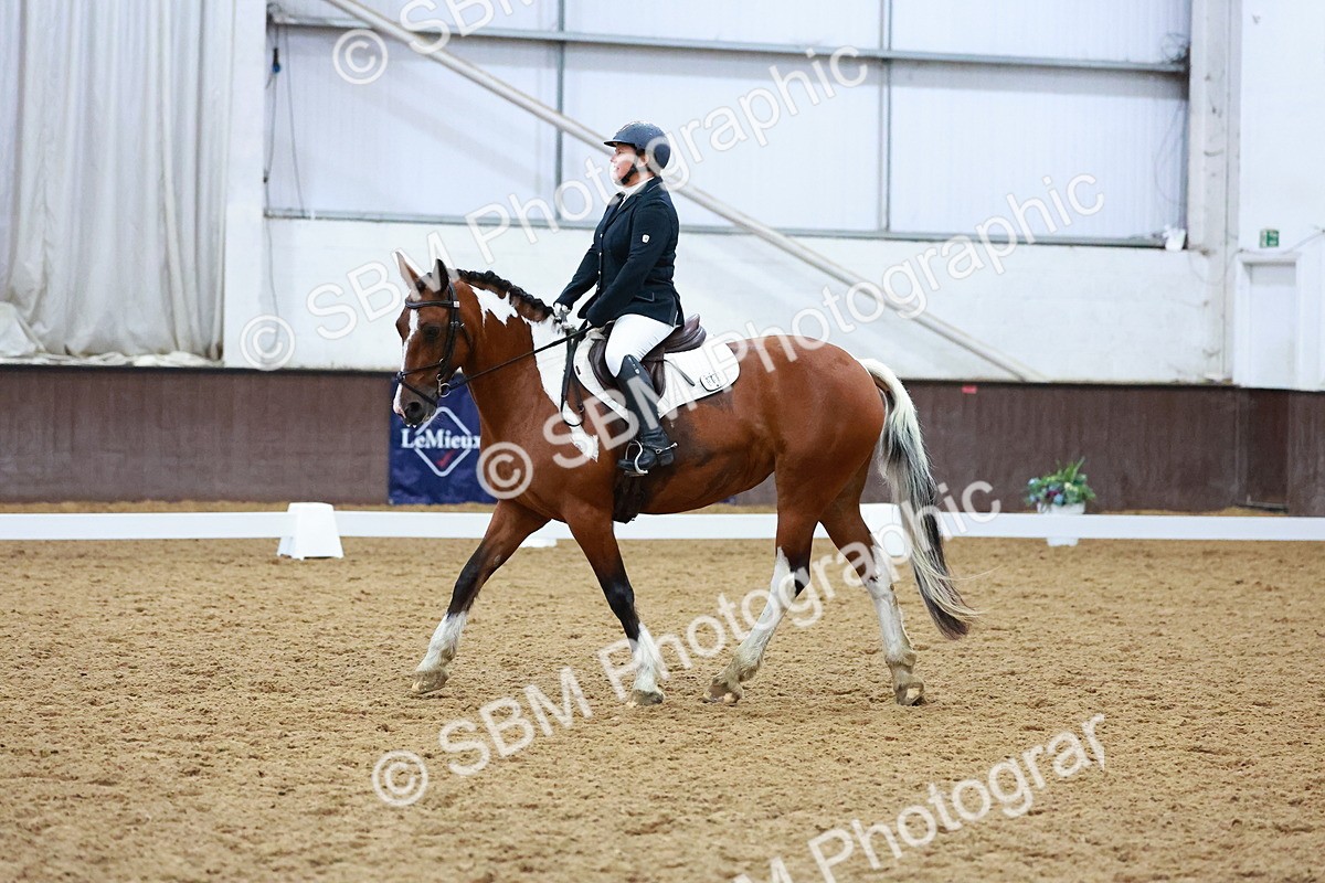 SBM_004864 - Class 12 - E2 - Championship 16.10-17.20