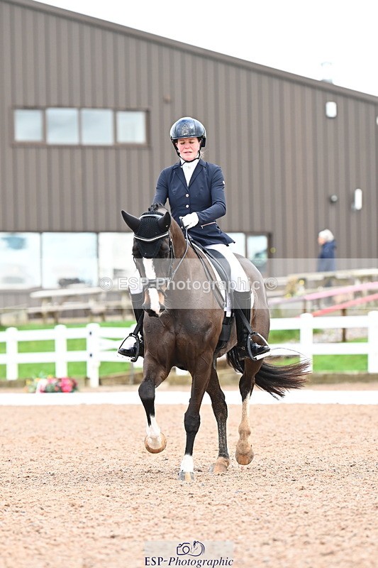 240218A-122347-07259 - 161-Katie.Warner-Active.Nuvalari