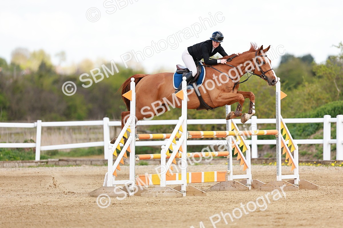 SBM_001902 - Class 4 - Senior Newcomers - 1.10m