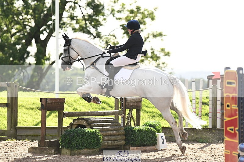 240912A-165538-02431 - Cls 7 Snr 90cm Open Speed Derby