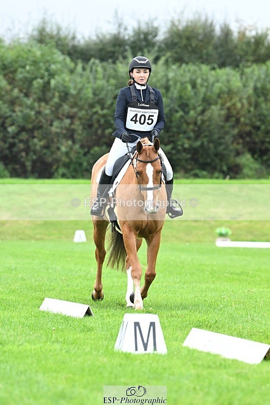 241024-100142-02906 - 405-Lucy.Strong-ON.PLANET.MARS