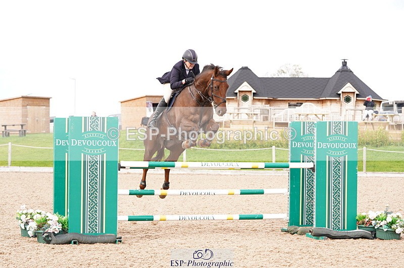 241004A-150548-00881 - Fri 04 Snr Fox & 1.20m Open