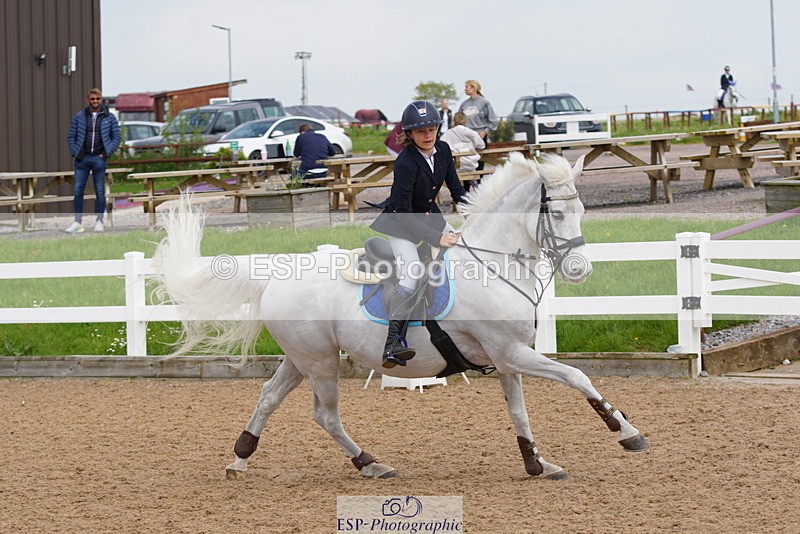 230513A-140518-01229 - Cls 6 Pony Bright Star