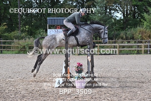 BPP_3509 - CLASS 36 SUN Senior British Novice/ 90cm Open