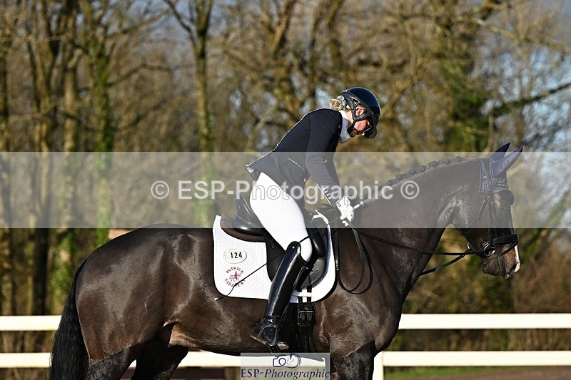 241214-140014-02699 - 124-isobel.goodwin-Milano.van.hof.olympia