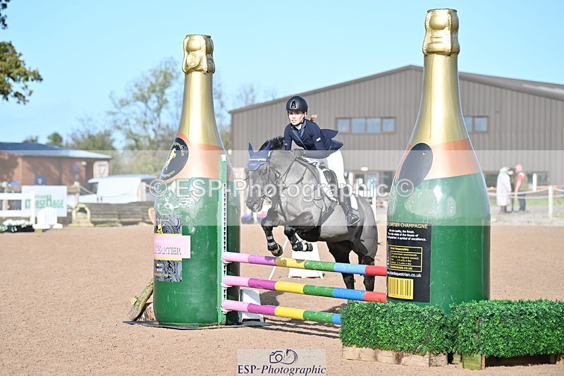 231029A-105908-02854 - 80cm Club and Schools