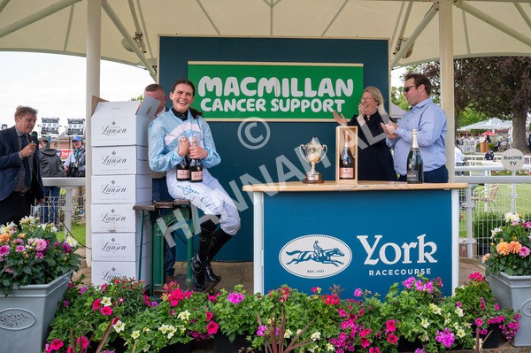 140625-Race 2-My Dream World-9472 - Race 2 2.25pm Queen Mother's Cup Handicap