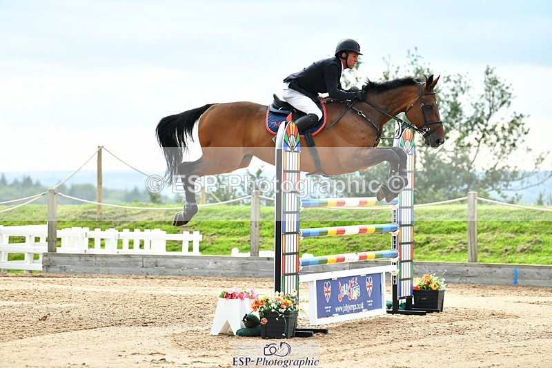 230720A-163534-04319 - Cls 9 2 Star Big 1.40m break to end