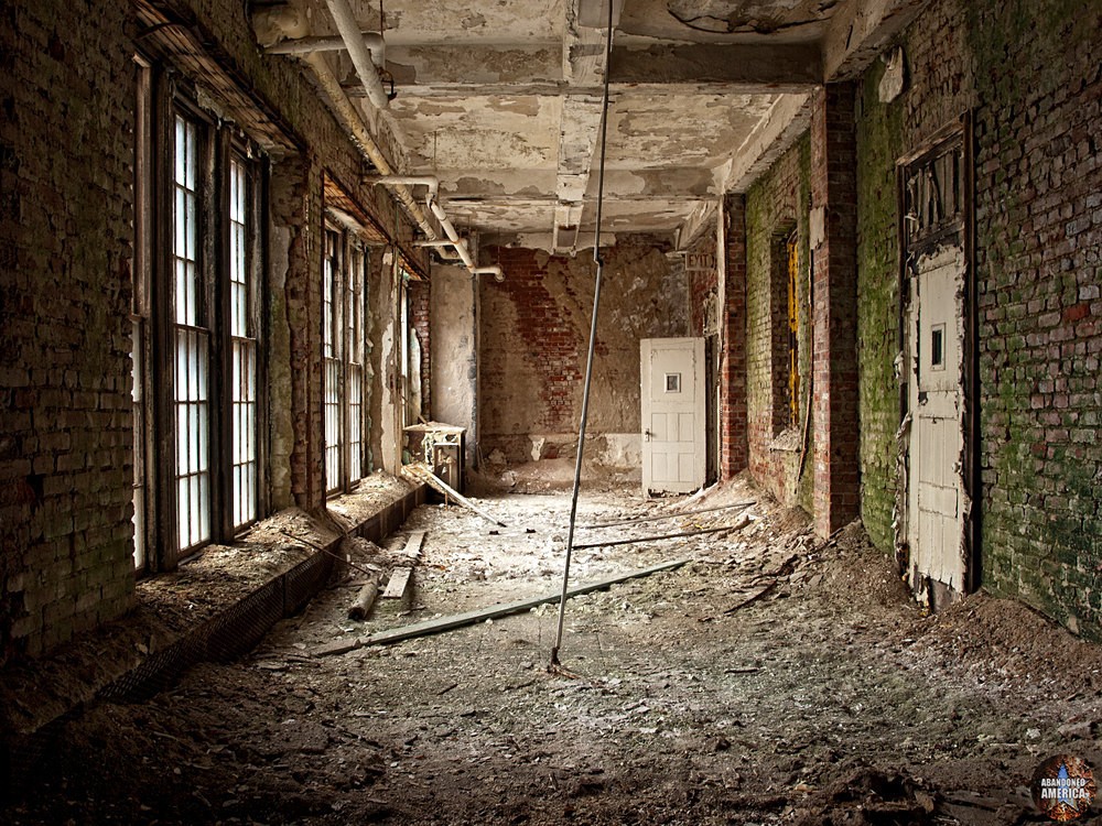 Greystone Park Psychiatric Center photo - Abandoned America