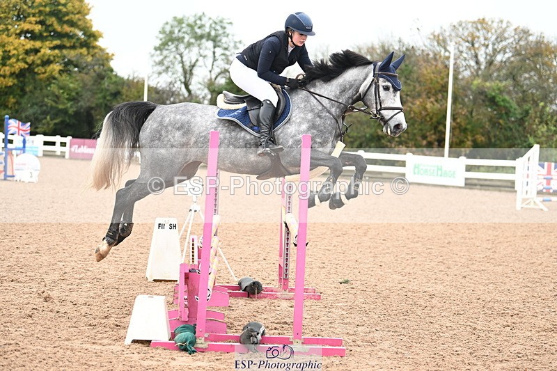 241023A-114805-00629 - Cls 1 British Novice and 90cm Open