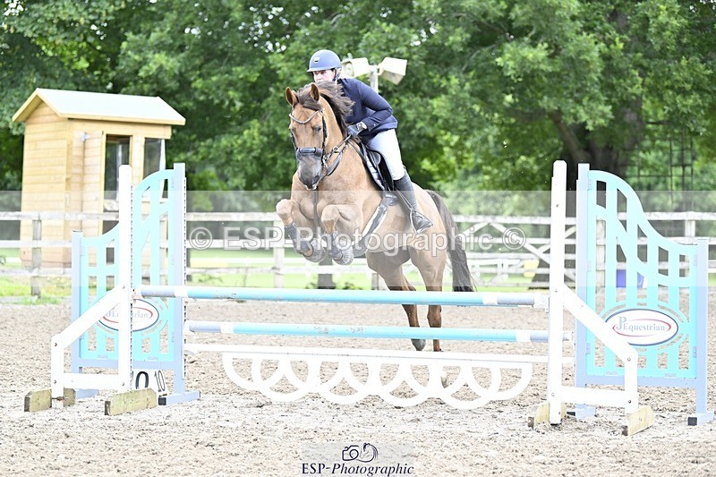240710-102845-22104 - Cls 106 British Novice and 90cm Open