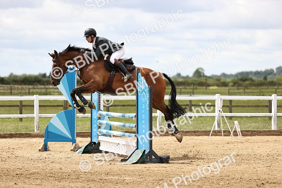 SBM_002594 - Class 10 - Senior Discovery - 1.00m
