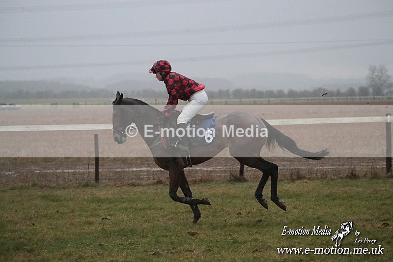 PtP 260125 1217 - Cocklebarrow Point-to-Point racing with the Heythrop Hunt 26/01/25