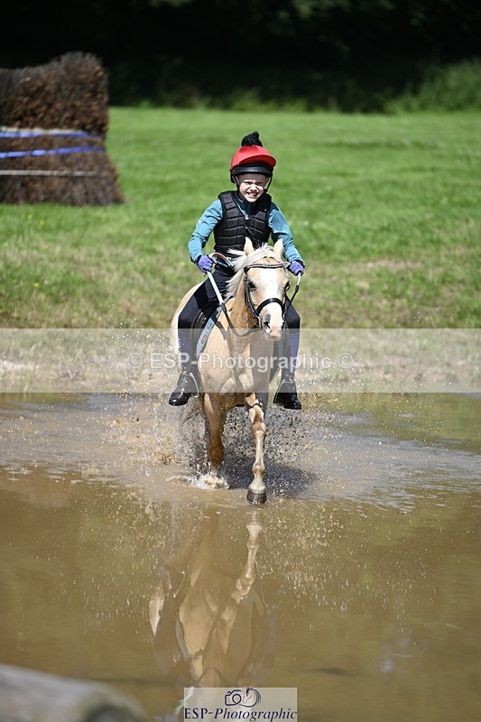 240728B-112457-01007 - Theo's Group XC