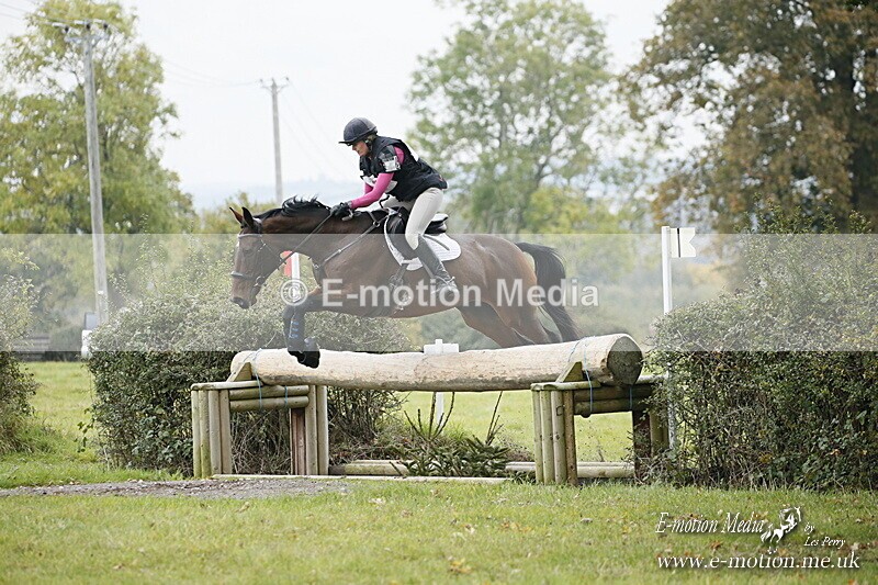 WWHT 181020 WWHT 181020 1781 - WWEC Open (1.00m)  18/10/20