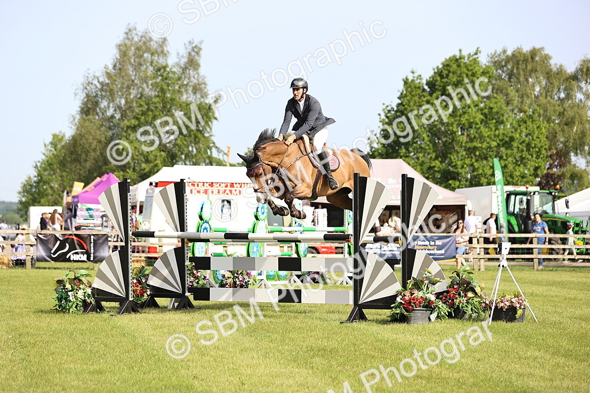 SBM_01385 - Class 200 - Martin Grant Homes Welcome Stakes 1.25m Open