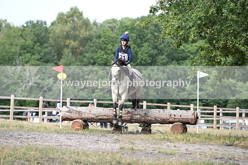 WJ6_0121 - XC Time 10:53 to 11:00