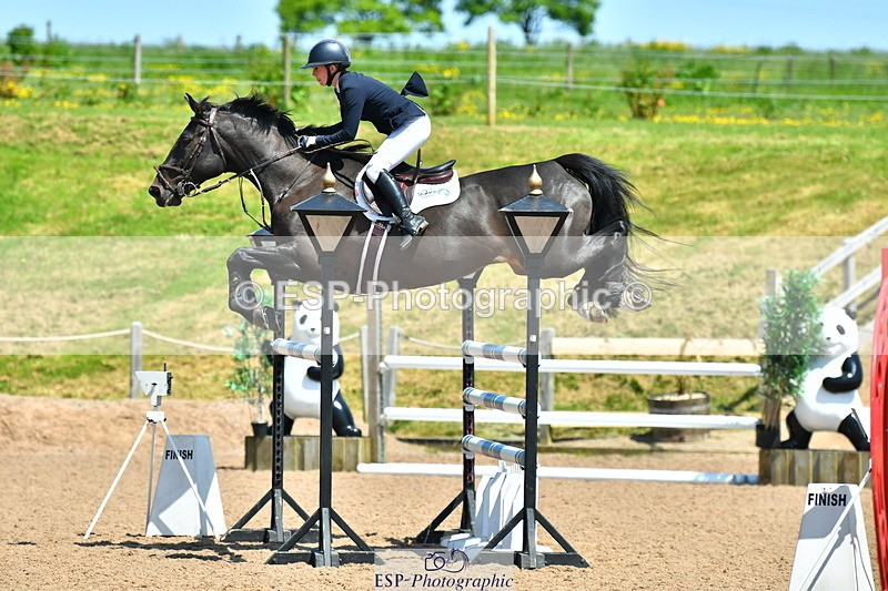 230527A-134930-04819 - Cls 17 National 1.30m Open