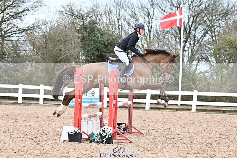 250328-110130-01360 - Cls 8 British Novice and 90cm