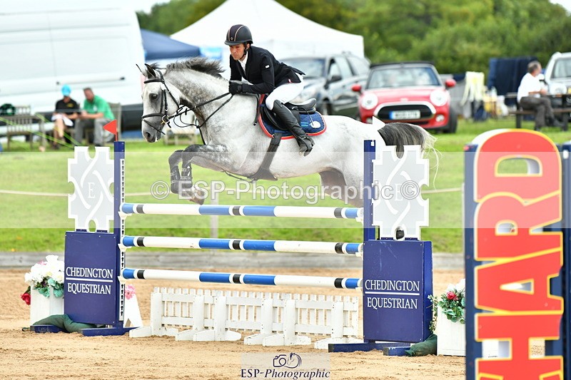 230720A-121434-02746 - Cls 33, 7 Yr Olds 1.30m