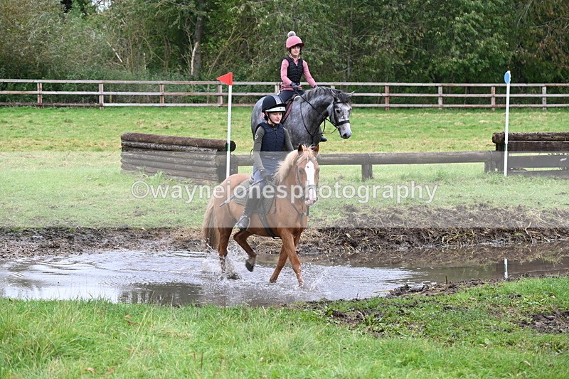 WJ6_6904 - Time at Photographer 13:06 to 13:23