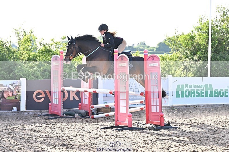 260512-183706-00624 - 90cm Classes