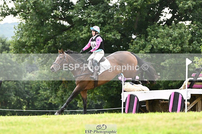 240825X-180917-38145 - 80cm XC 17.30 to End