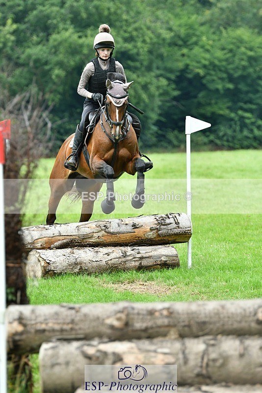 230817-125317-00747 - Theo's 1st Group - XC