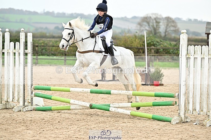 241110-141048-01050 - 60-65cm Arena Eventing