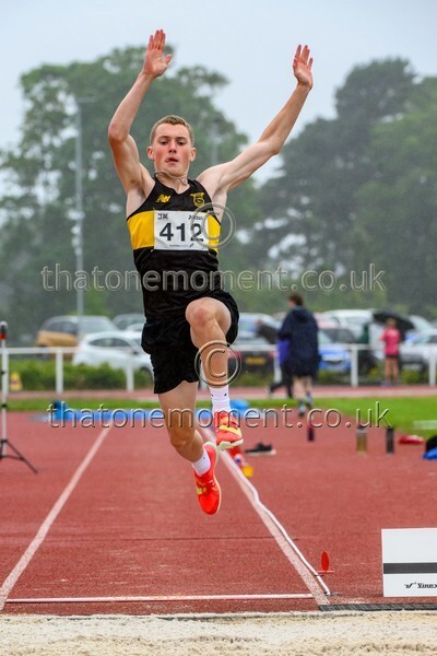 ComMast25-929995 - Field Male Set One