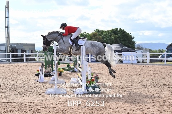 BPP_6253 - CLASS 11 THURS GFS Saddles Senior Newcomers/1.10m Open
