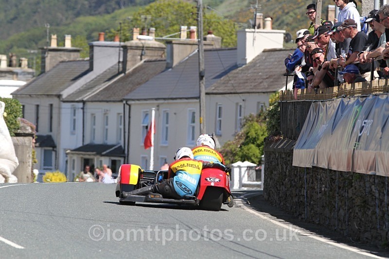Ian Bell/ Carl Bell - Sure Sidecar Race 2