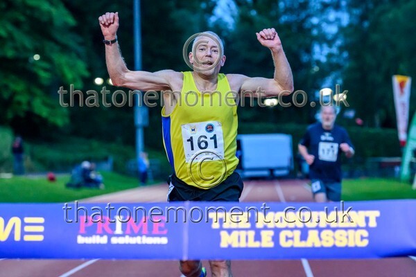 Monument25-919282 - Set Four