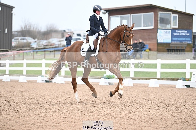 250216-135000-05789 - 257-Beth.Bainbridge-NEWTON.GLOVETROTTER