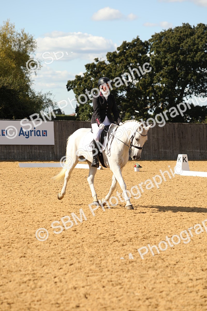 SBM_26566 - D17 - Grand Tour Championship - Novice 27