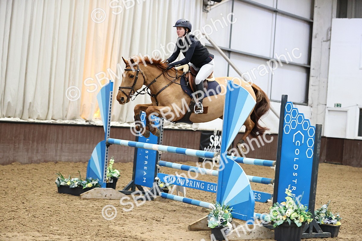 SBM_005422 - Class 17 - Senior Newcomers 1.10m