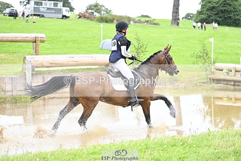 240803-110728-01870 - 009-Sophie_Walker-HEARSAY_CHITCHAT