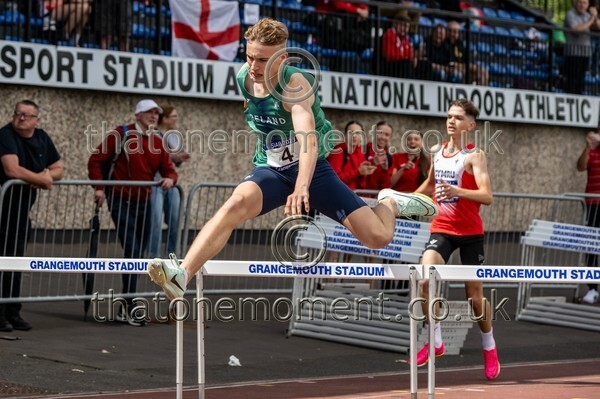 SIAB23-913711 - Track Male Set One