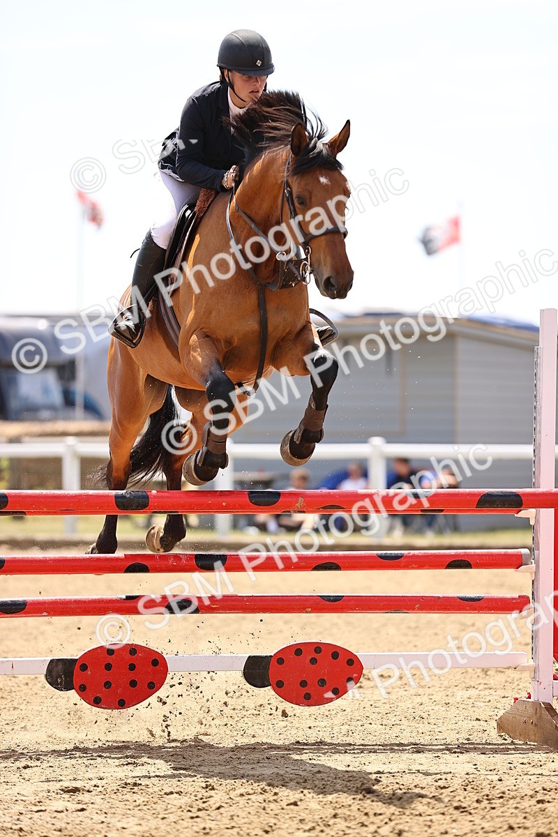 SBM_010255 - Class 9 - Senior Foxhunter - 1.20m Open
