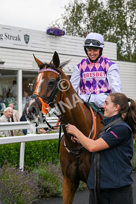 190824-Race 1-Shes A Novelty-3312 - Race 1