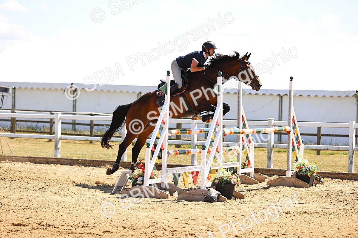 SBM_015027 - Class 15 - Senior Newcomers - 1.10m Open